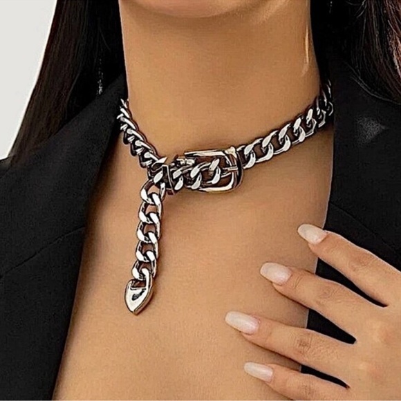 Gold Belt Buckle Design Exaggerated Choker Necklace NEW - Picture 7 of 7